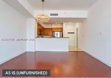 Living - 1755 E Hallandale Beach Blvd #908E, Hallandale Beach, FL 33009 photo 1 of 2