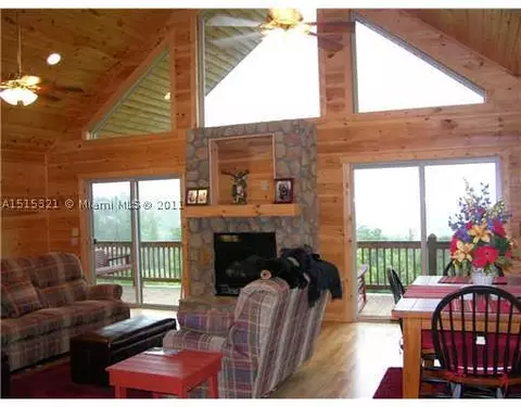 140 Brookline Dr, Purlear, NC 28665 photo 3