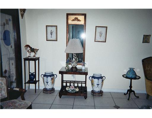 9249 Dickens Ave, Surfside, FL 33154 photo 4