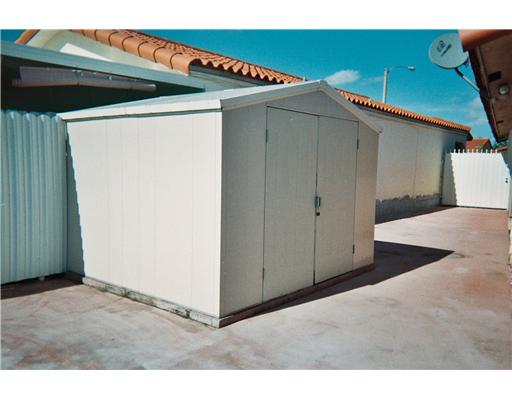 2618 W 64 St, Hialeah, FL 33016 photo 20