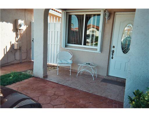 2618 W 64 St, Hialeah, FL 33016 photo 1