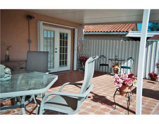 2618 W 64 St, Hialeah, FL 33016 photo 21