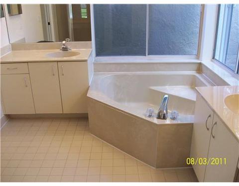 832 Hampton Ct, Weston, FL 33326 photo 8