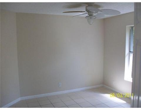 832 Hampton Ct, Weston, FL 33326 photo 9