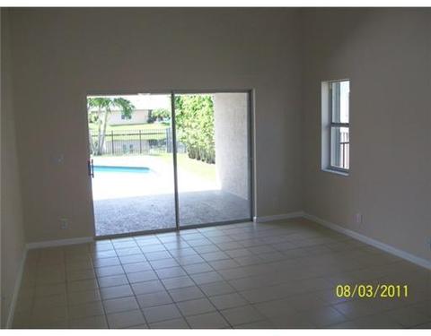 832 Hampton Ct, Weston, FL 33326 photo 7