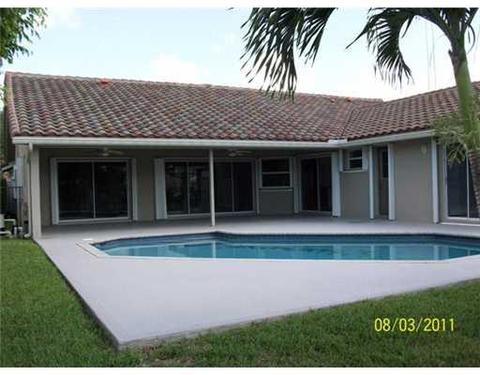832 Hampton Ct, Weston, FL 33326 photo 15