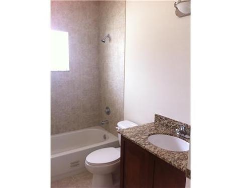 1390 W 30 St, Hialeah, FL 33012 photo 6