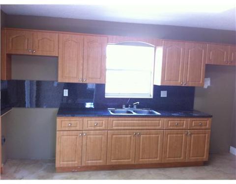 751 E 31 St, Hialeah, FL 33013 photo 1