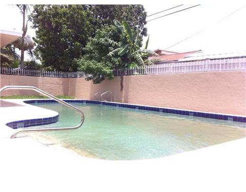 4821 W 3 Ave, Hialeah, FL 33012 photo 5