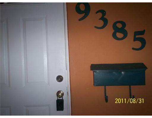 9385 SW 193 Dr, Miami, FL 33157 photo 4