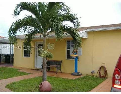 851 E 39 Pl, Hialeah, FL 33013 photo 1