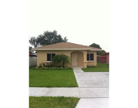73 E 34 St, Hialeah, FL 33013 photo 1