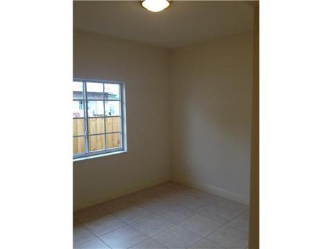 4765 E 4 Ave, Hialeah, FL 33013 photo 6