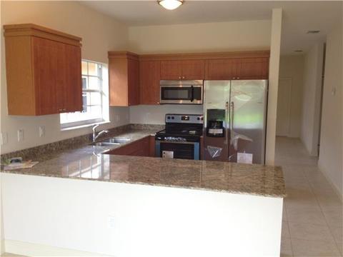 4765 E 4 Ave, Hialeah, FL 33013 photo 10