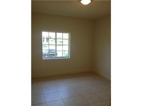 4765 E 4 Ave, Hialeah, FL 33013 photo 4