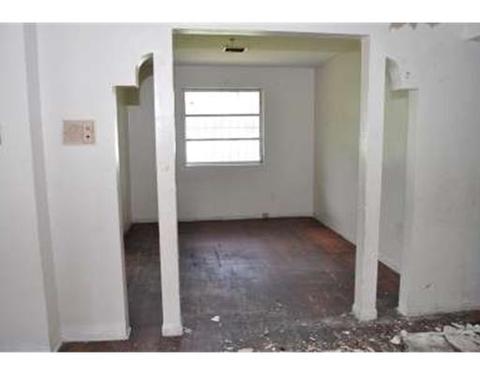 11345 E Golf Dr, Miami, FL 33167 photo 8