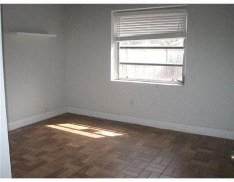 840 SE 4 St, Hialeah, FL 33010 photo 13