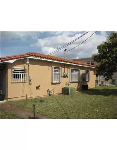 980 E 22 St, Hialeah, FL 33013 photo 3