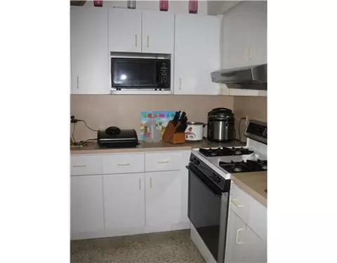 980 E 22 St, Hialeah, FL 33013 photo 8