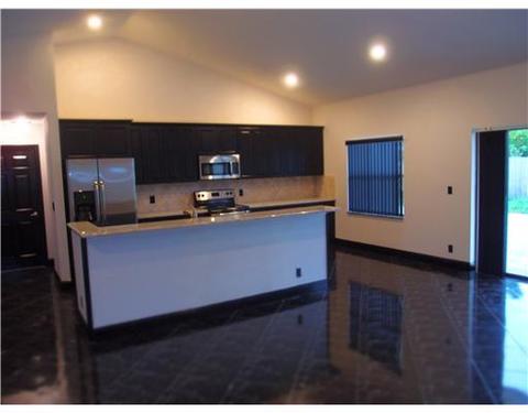 82 Cedar Cr, Boynton Beach, FL 33436 photo 13