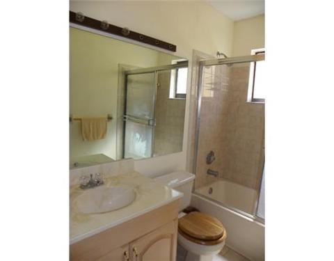 19675 NW 53 Pl, Miami Gardens, FL 33055 photo 10
