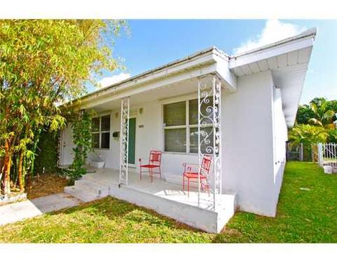 9025 Abbott Ave, Surfside, FL 33154 photo 24