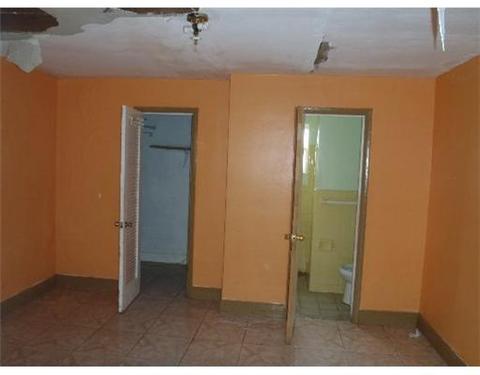 818 W 45 Pl, Hialeah, FL 33012 photo 14