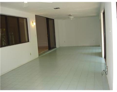 Undisclosed, Miami, FL 33155 photo 22