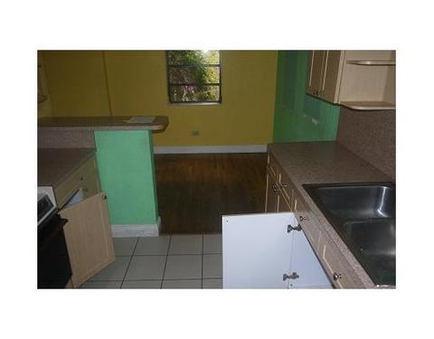 160 E 54 St, Hialeah, FL 33013 photo 9