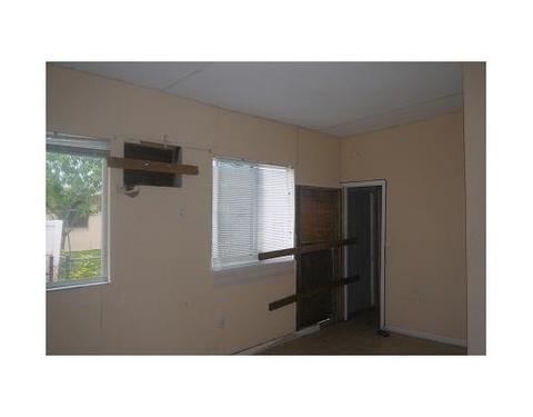 160 E 54 St, Hialeah, FL 33013 photo 12