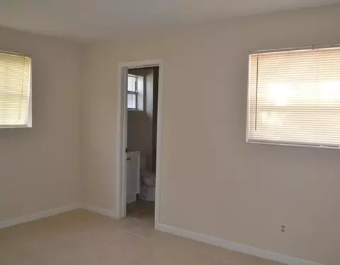 1663 SW 70th Ave, North Lauderdale, FL 33068 photo 6