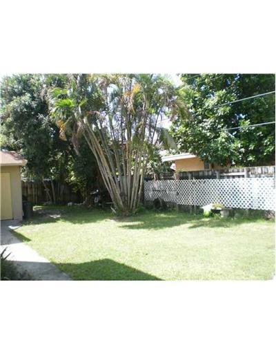 4980 E 8 Ln, Hialeah, FL 33013 photo 3