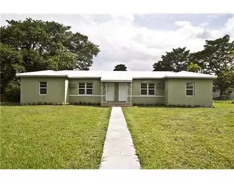 930 NE 108 St, Biscayne Park, FL 33161 photo 1