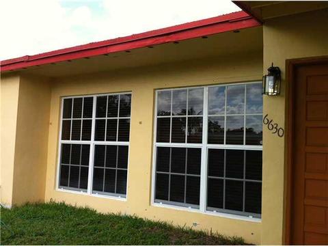 6630 W 13 Ct, Hialeah, FL 33012 photo 2