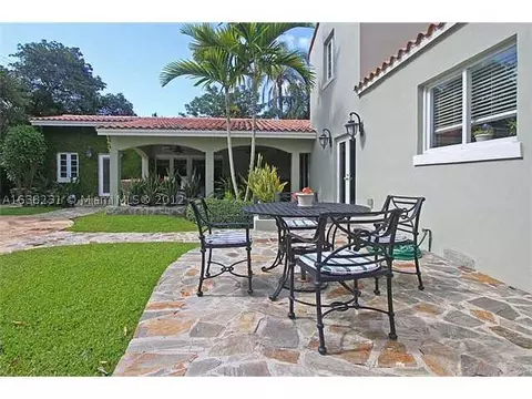 1709 Granada Bl, Coral Gables, FL 33134 photo 5