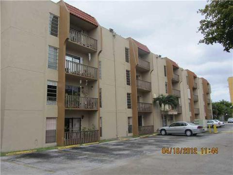 Undisclosed, Miami, FL 33126 photo 2