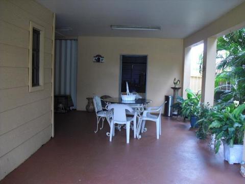 635 W 71 Pl, Hialeah, FL 33014 photo 9