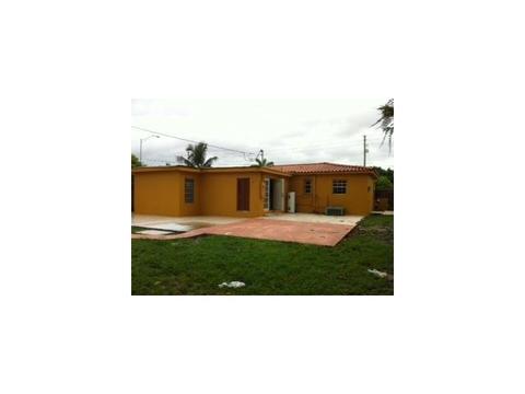 950 E 41 St, Hialeah, FL 33013 photo 10