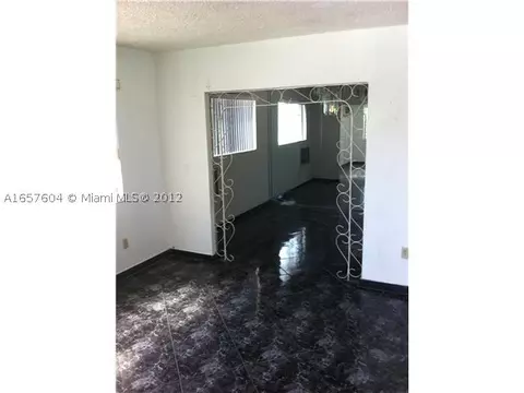 445 E 54 St, Hialeah, FL 33013 photo 2