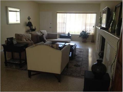 9048 Abbott Ave, Surfside, FL 33154 photo 2