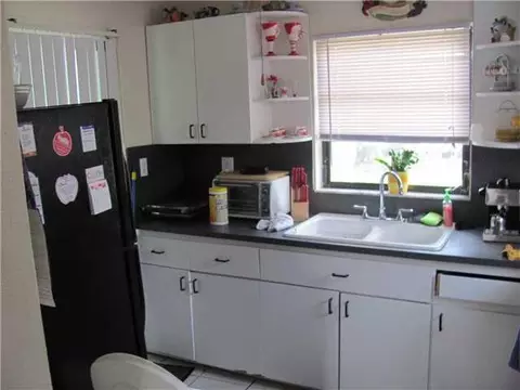 318 E 15 St, Hialeah, FL 33010 photo 13