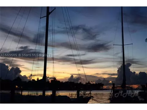 820 Harbor Dr, Key Biscayne, FL 33149 photo 7