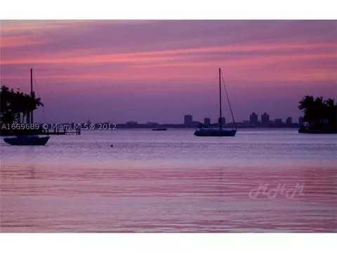 820 Harbor Dr, Key Biscayne, FL 33149 photo 1