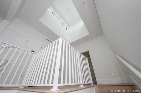 631 Warren Ln, Key Biscayne, FL 33149 photo 12