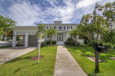 631 Warren Ln, Key Biscayne, FL 33149 photo 3