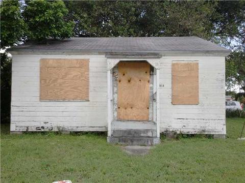 2998 E 6 Ave, Hialeah, FL 33013 photo 1