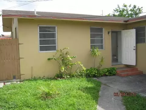366 E 14 St, Hialeah, FL 33010 photo 8