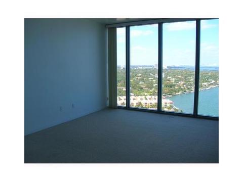 Undisclosed, Miami, FL 33137 photo 11
