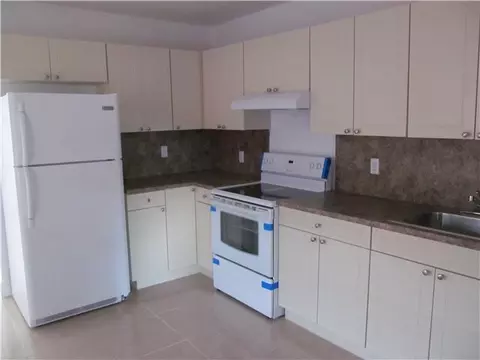358 E 14 St, Hialeah, FL 33010 photo 12