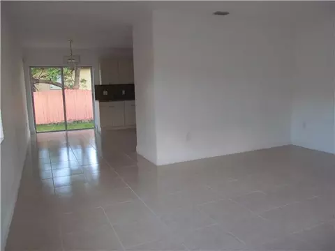 358 E 14 St, Hialeah, FL 33010 photo 6